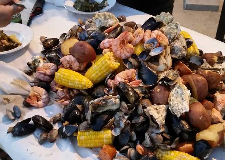 Brad's southern boil with a pacific nw flair