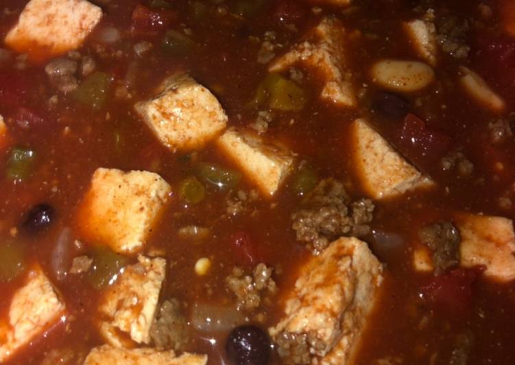 1 Pot, 30 Minute Spicy Chili with Tofu