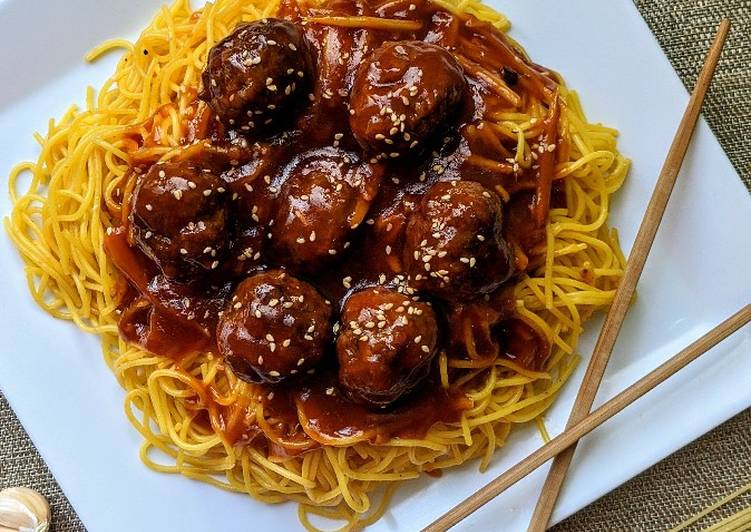 Honey Sriracha Meatballs with Stir Fried Noodles