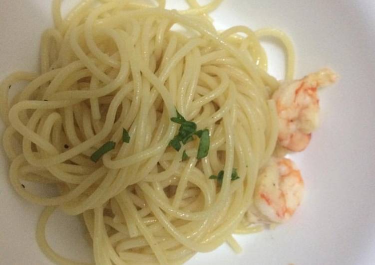 Shrimp and Garlic Spaghetti