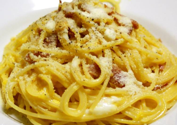 Simple! Delicious! Authentic Pasta Carbonara