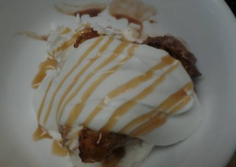 Caramelized  Bananas with Ice Cream and Homemade Whipped topping