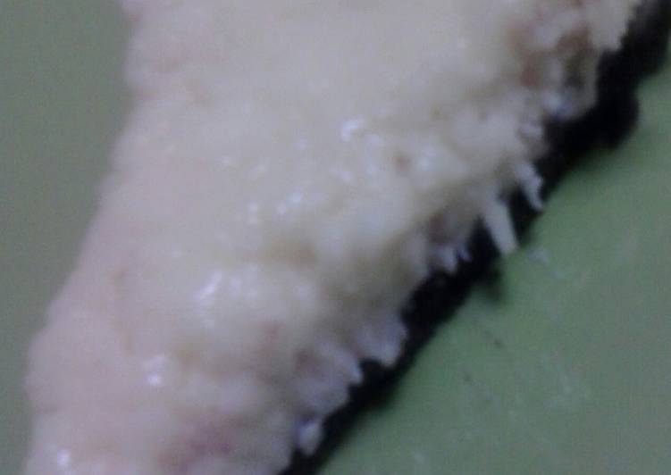 White chocolate cheesecake w/ chocolate crust