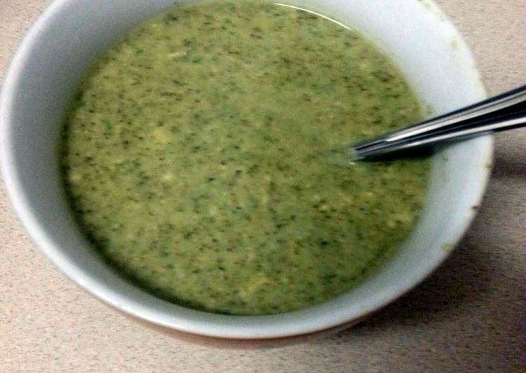 broccoli and zucchini cream soup