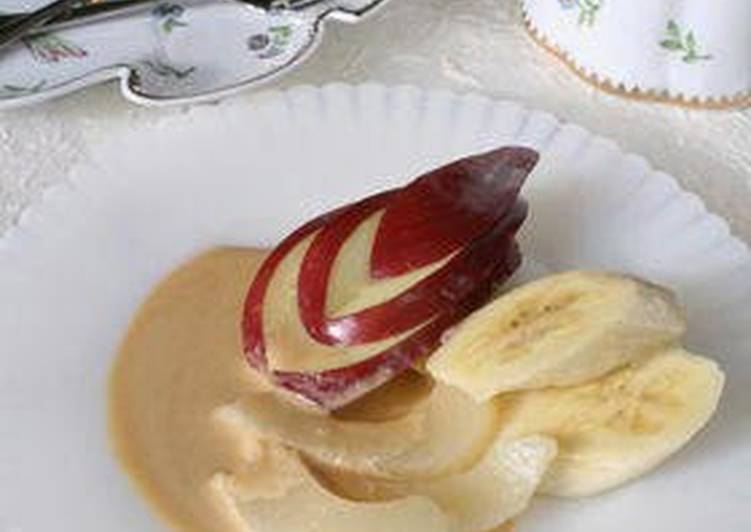 Fruit with Cream Cheese and Caramel Sauce