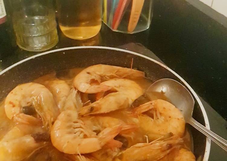 Paprika shrimps in coconut milk/cream sauce