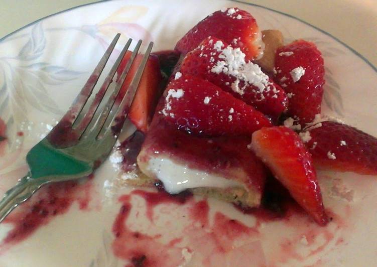 Cream Cheese/Fruit Sauce Crepes
