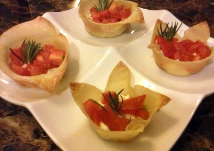 Goat cheese and tomato appetizer