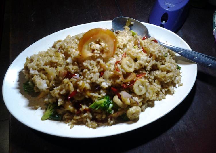 Indonesian Seafood Fried Rice