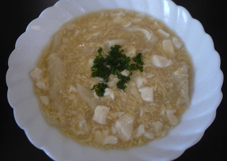 Creamy Egg Soup with Crumbled Tofu