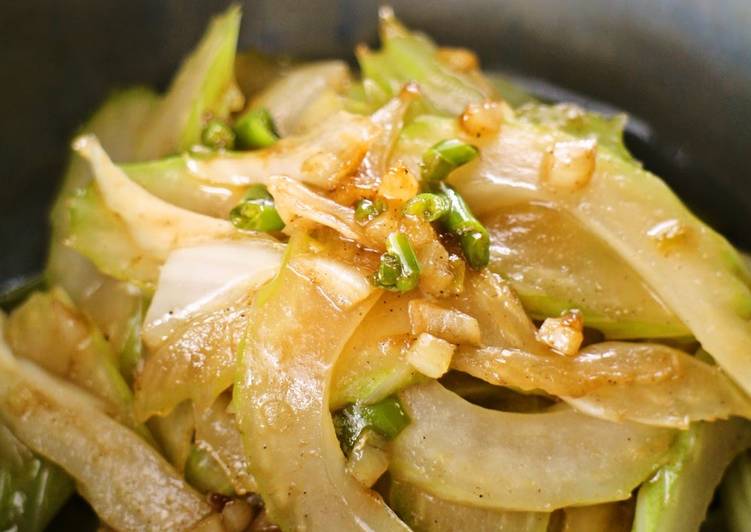 Spicy & Delicious Celery Namul