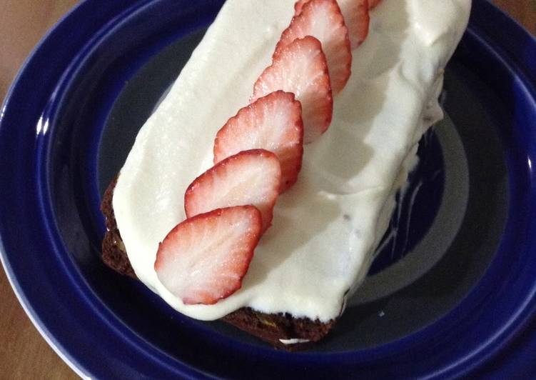 Egg and Dairy-Free Chocolate Shortcake with Strawberries