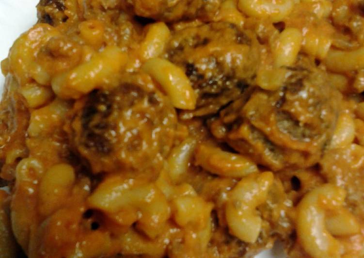 macaroni meatballs and meat and cheese sauce