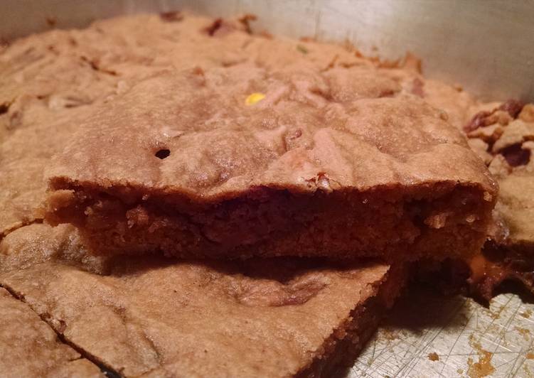Leftover Candy Cookie Bars