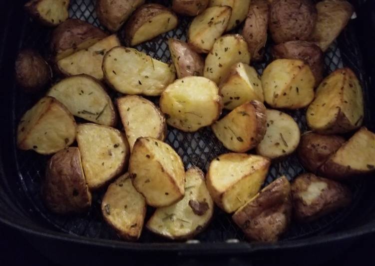 Airfryer Roasted Potatoes