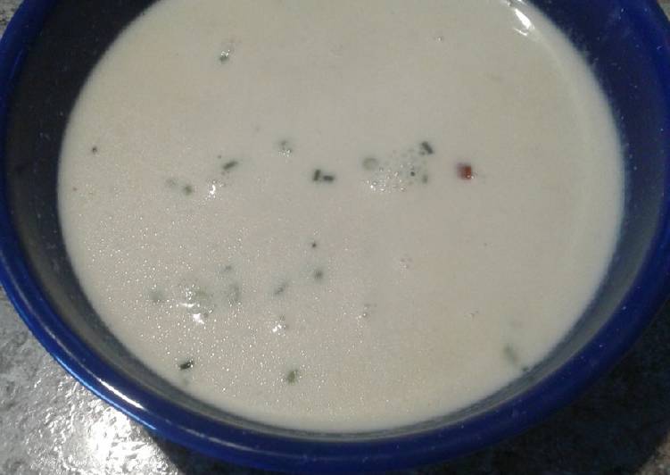 Cream of Cauliflower & Cheese Soup