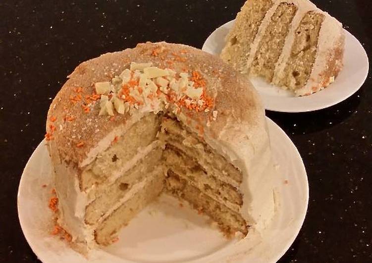 Cinnamon Layer Cake with Cinnamon Buttercream Filling/Frosting