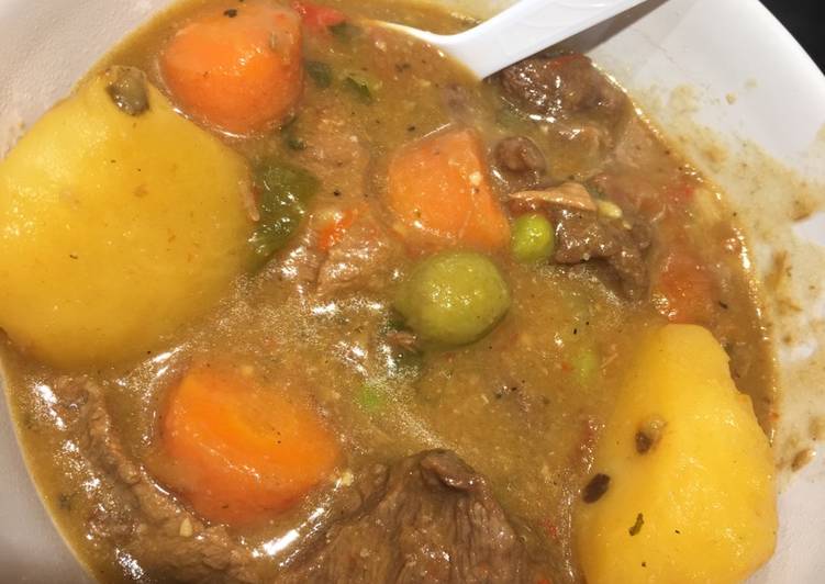 P-lo's Carne Guisado 👈  🏼Spanish Beef stew