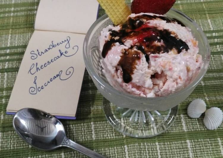 Strawberry cheesecake icecream