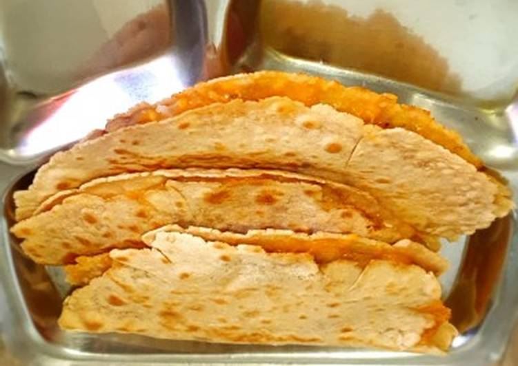 Homemade Instant Taco 🌮 (leftover chapati/wheat bread)