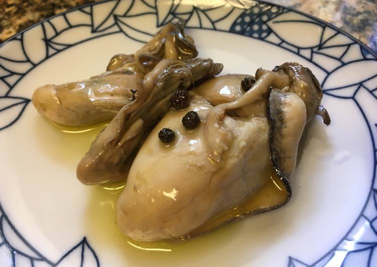 Oysters in oil