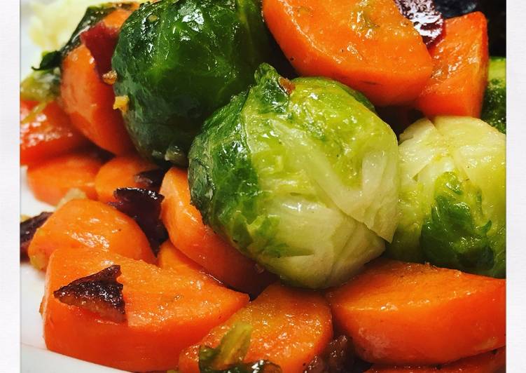Garlicy Brussels Sprouts and Carrots with Crispy Bacon