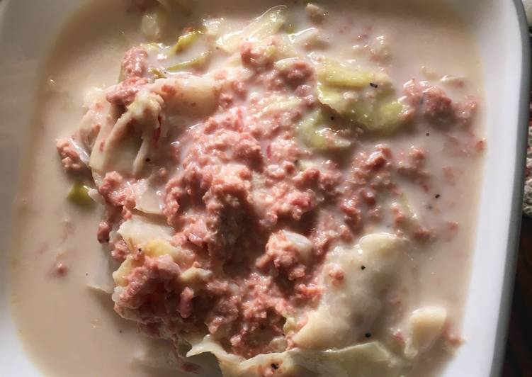 Corn beef and cabbage soup